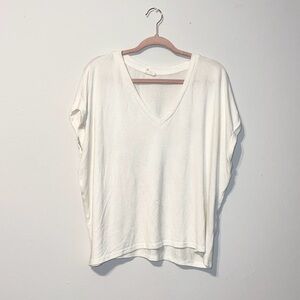 Mod Ref White V-Neck Short Sleeve Tee